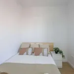 Rent a room of 120 m² in valencia