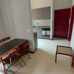 Affitto 3 camera appartamento di 65 m² in Bologna