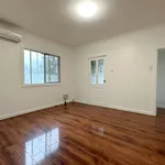 Rent 3 bedroom house in Dinmore