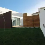 Rent 4 bedroom apartment of 227 m² in Oeiras