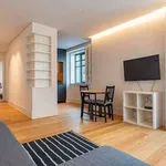 Rent 1 bedroom apartment of 65 m² in lisbon