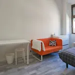 Rent a room in lisbon