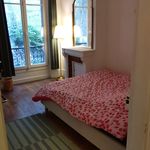 Rent 1 bedroom apartment of 400 m² in Paris