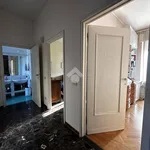 Rent 4 bedroom apartment of 85 m² in Milano