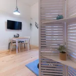 Rent 1 bedroom apartment in Porto