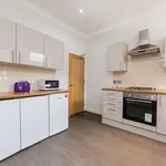 Rent 6 bedroom house in Leeds