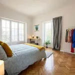 Rent a room in lisbon