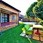 Rent 3 bedroom apartment of 96 m² in Gauteng