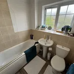 Rent 4 bedroom house in East Staffordshire