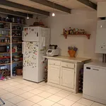 Appartement de 131 m² avec 4 chambre(s) en location à Nimes