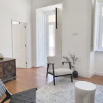 Rent 2 bedroom apartment of 60000 m² in lisbon