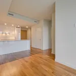 Appartement de 1689 m² avec 3 chambre(s) en location à Edmonton