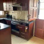 Rent 3 bedroom house of 340 m² in Soweto