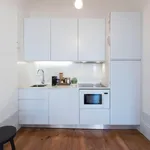 Rent 1 bedroom apartment in Porto