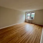 Rent 2 bedroom apartment in White Plains