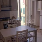 Affitto 3 camera appartamento di 103 m² in Naples