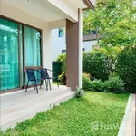 Rent 4 bedroom house of 196 m² in Bangkok