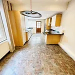 Rent 4 bedroom flat in West Midlands