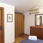 Rent 2 bedroom apartment of 75 m² in rome