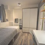 Rent 4 bedroom flat in London