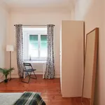 Rent 6 bedroom apartment in Lisbon