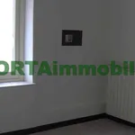 Affitto 8 camera appartamento di 216 m² in Savona