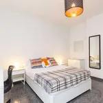 Rent a room of 140 m² in madrid