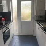 Rent 4 bedroom house in South East England