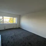 Rent 3 bedroom flat in Glasgow