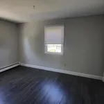 Rent 2 bedroom apartment in Worcester