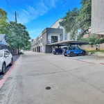 Rent 2 bedroom apartment of 114 m² in Austin