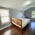 Rent 2 bedroom apartment in Queens