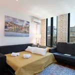 Rent 1 bedroom apartment of 60 m² in Porto