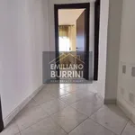 Affitto 3 camera appartamento di 96 m² in Terni