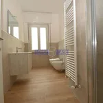 Rent 3 bedroom apartment of 95 m² in Imbersago