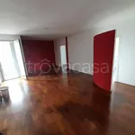 Affitto 3 camera appartamento di 120 m² in Podenzano