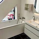 Huur 3 slaapkamer appartement van 107 m² in Den Haag