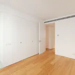 Rent 2 bedroom apartment of 136 m² in Lisboa