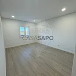 Rent 2 bedroom apartment of 95 m² in Amadora