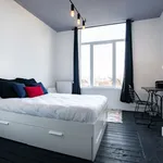 Appartement de 450 m² avec 12 chambre(s) en location à Schaerbeek