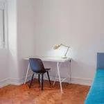 Rent a room in lisbon