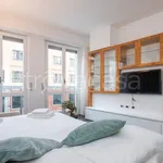 Rent 2 bedroom apartment of 75 m² in Milano