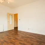 Rent 2 bedroom flat in Livingston