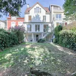 Rent 7 bedroom house of 192 m² in Suresnes