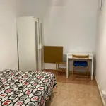 Rent 3 bedroom apartment in Barcelona