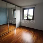 Affitto 3 camera appartamento di 82 m² in Albiate