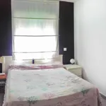 Rent 3 bedroom apartment in Madrid