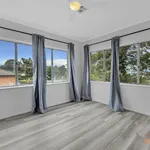 Rent 4 bedroom house in Queanbeyan