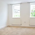 Rent 4 bedroom house in Goods Station Road