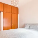 Rent 2 bedroom apartment of 61 m² in lisbon